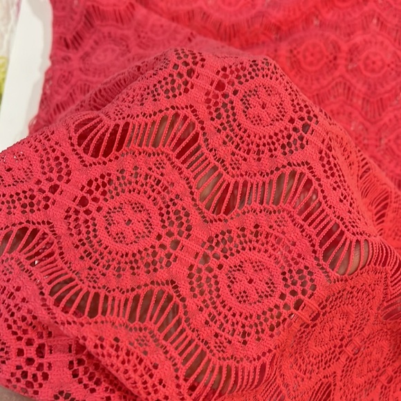 Swimsuit coverup - Picture 7 of 10